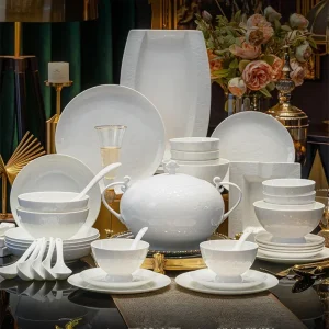 Embossed flower fine bone china tableware set white ceramic soup bowl spoon dinner tableware and plate set